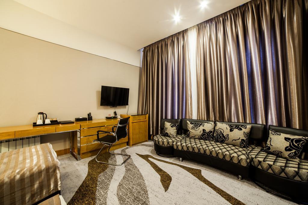 Absolute Hotel Astana Zimmer foto
